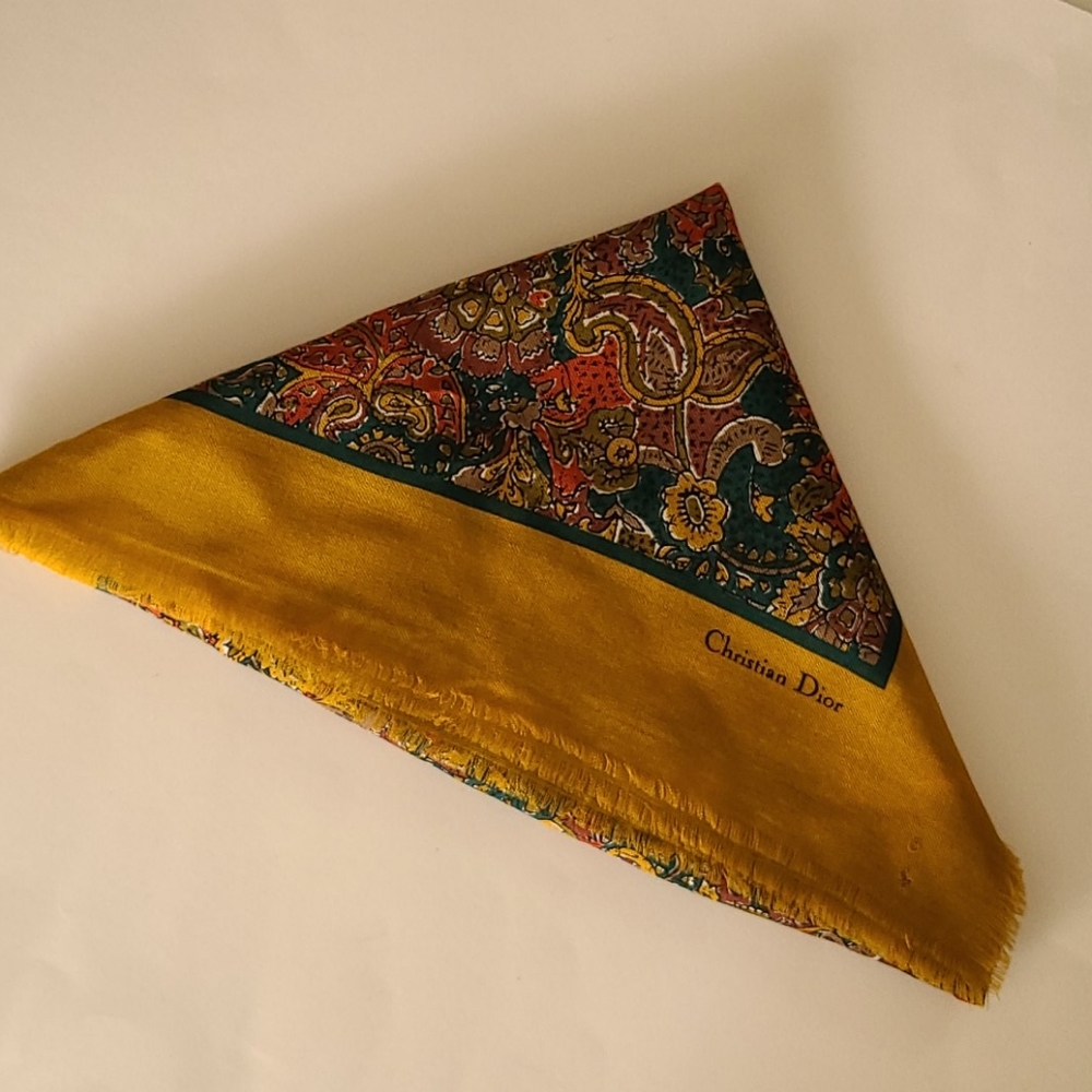 Christian Dior E'Charpes Vintage 100% Wool Scarf - Picture 11 of 16